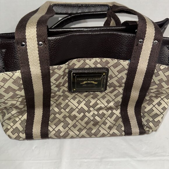 Tommy Hilfiger Brown & Beige Logo Tote Bag With Double Handles - Picture 2 of 8
